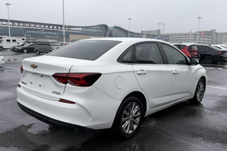 Used Chevrolet Monza 2020 320 Automatic Enjoyment Edition