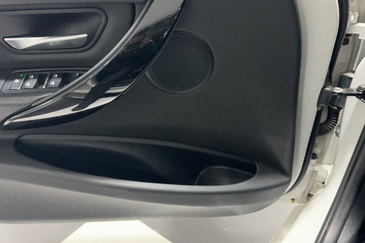 Used BMW 3 Series 2016 320Li Fashion Model
