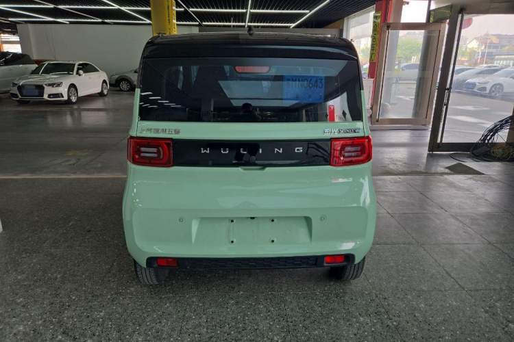 Used Wuling Hongguang MINIEV 2022 Macaron Premium Model – Lithium Iron Phosphate