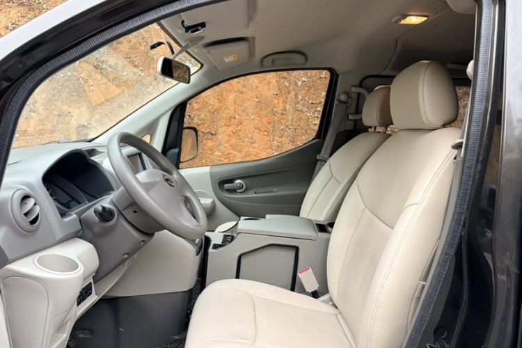 Used Nissan NV200 2018 1.6L CVT Luxury Model
