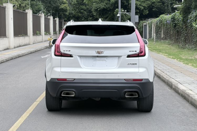 Used Cadillac XT4 2021 28T Two-Wheel Drive Tech Edition
