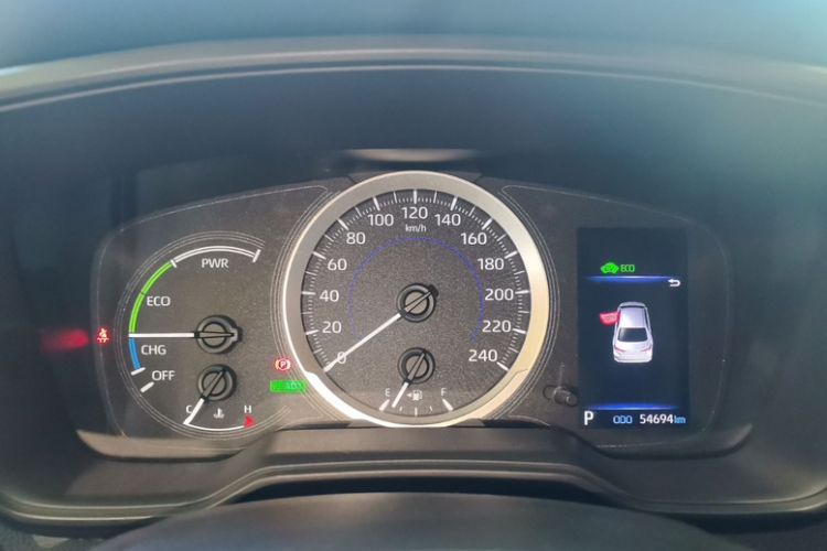 Used Toyota Corolla 2021 Dual-Engine 1.8L E-CVT Pioneer Edition Odometer Close Up