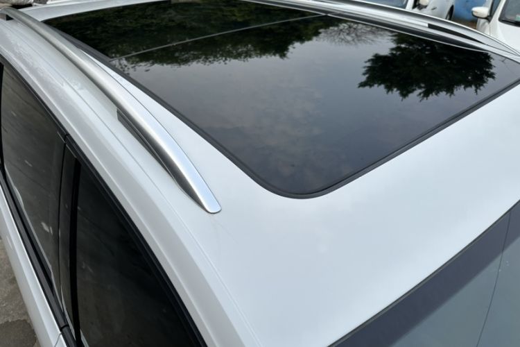 Used Volkswagen Touran 2016 Volkswagen Touran L 280TSI DSG Comfort Edition Roof