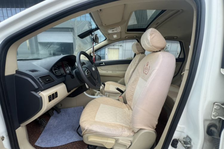 Used BAIC Senova D20 2015 Hatchback 1.5L Manual Leshang Version
