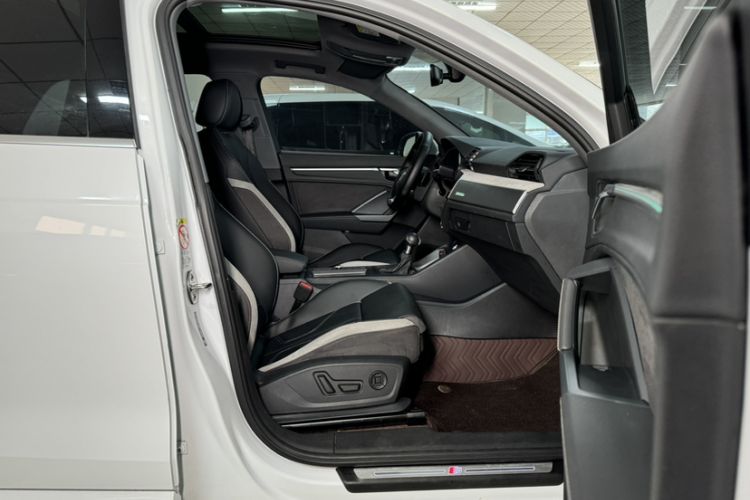 Used Audi Q3 2024 35 TFSI Fashion Dynamic Edition