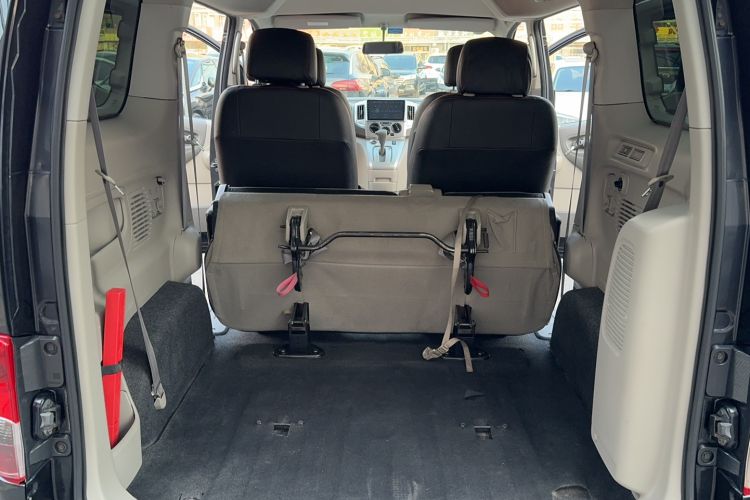 Used Nissan NV200 2014 1.6L CVT Zunya Model China IV Standard
