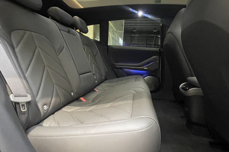 Used Nio ET5T 2025 75 kWh Touring Interior 2