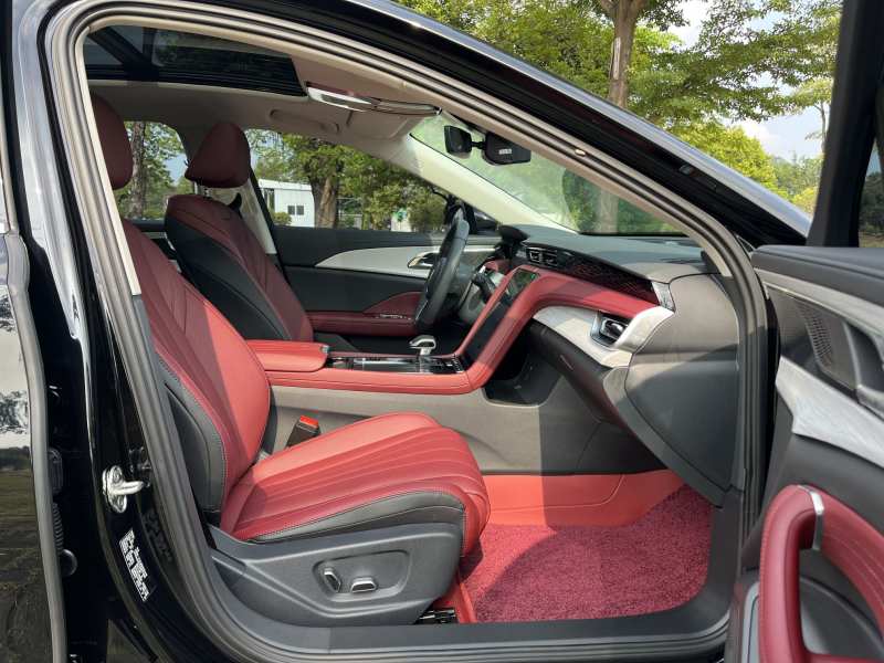 Used Hongqi H5 2025 2.0T Automatic Flag Edition – 500 000 Units Commemorative Version — 21