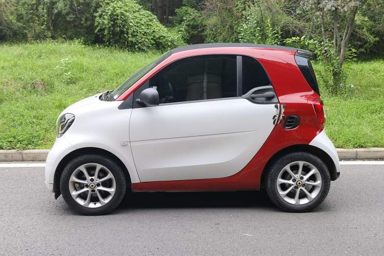 Used smart fortwo 2018 1.0L 52kW Hardtop Dynamic Version China V