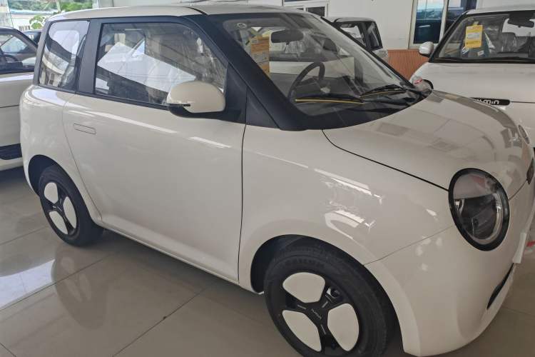 Used CHANGAN Lumin 2024 130km Qingyue Version
