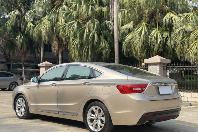 Used Geely Auto Emgrand GT 2015 1.8T Premium Model Exterior 4