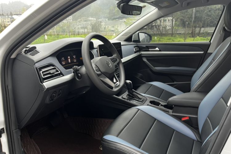 Used Volkswagen Lavida 2024 1.5L Automatic DeYi Edition Interior 2