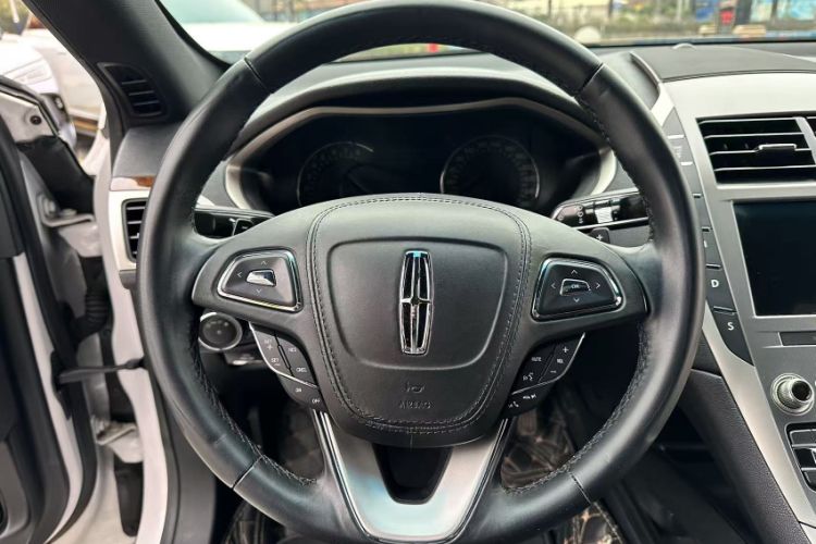 Used Lincoln MKZ 2020 2.0T Deluxe Edition