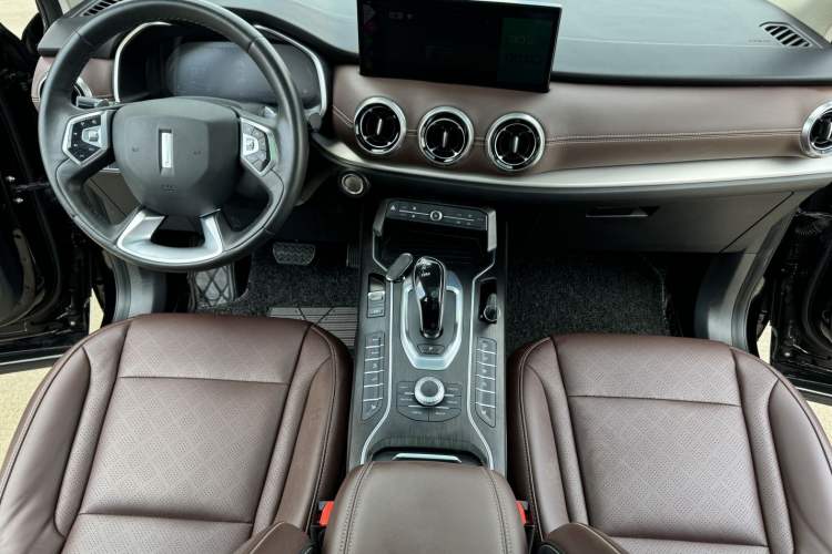 Used Wey VV6 2021 2.0T Two-Wheel Drive Smart Protection+