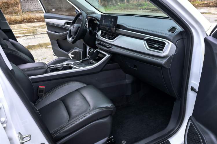 Used Geely Auto Vision X6 2020 1.4T CVT Luxury Edition
