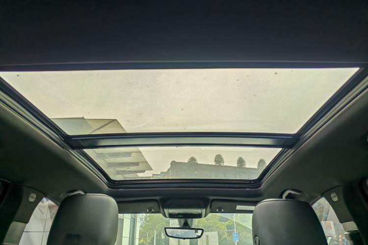 Used Cadillac XT4 2018 28T Two-Wheel Drive Tech Version