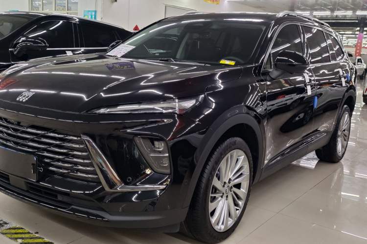 Used Buick Envision 2024 Encore Plus 28T Two-Wheel Drive Luxury Edition