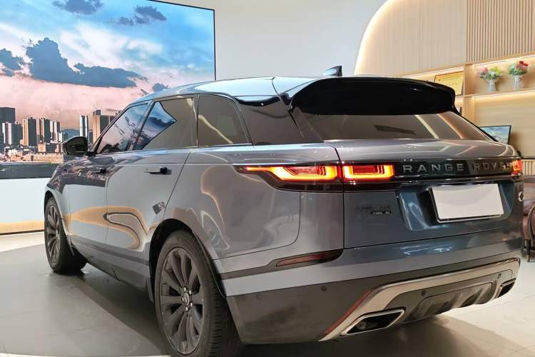 Used Land Rover Range Velar 2017 P380 R-DYNAMIC SE
