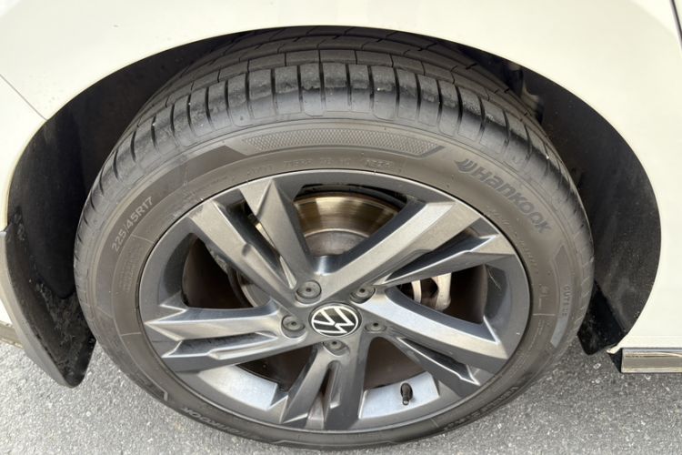 Used Volkswagen Golf 2024 280TSI DSG R-Line 50th Anniversary Edition
