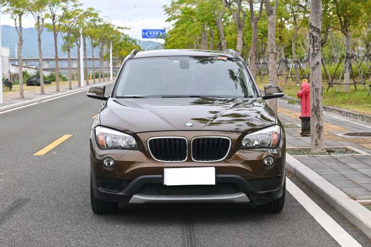 Used BMW X1 2013 sDrive18i manual model