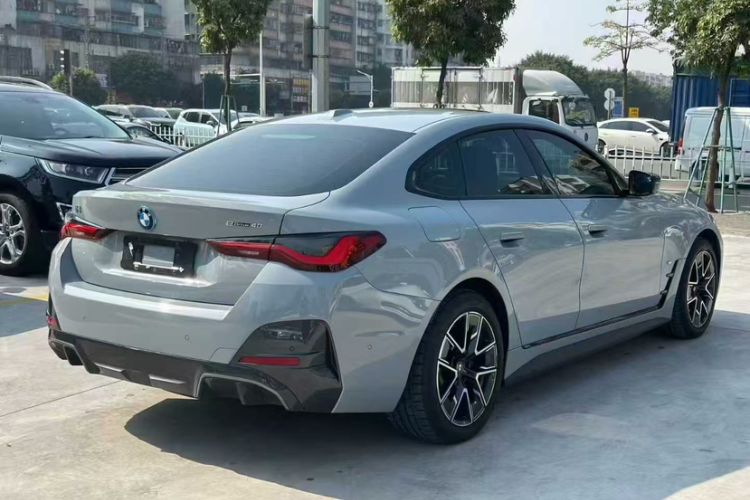 Used BMW i4 2022 eDrive40
