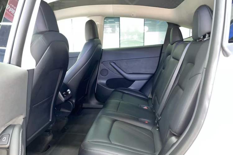 Used Tesla Model Y 2021 Standard Range Rear-Wheel Drive Version