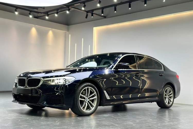 Used BMW 5 Series 2020 525Li M Sport Package