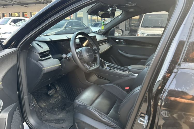 Used Lynk & Co 03 2023 1.5TD DCT JingPro Interior 2