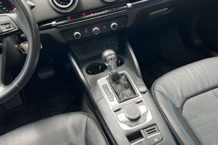 Used Audi A3 2018 30th Anniversary Edition Sportback 35 TFSI Fashion Model
