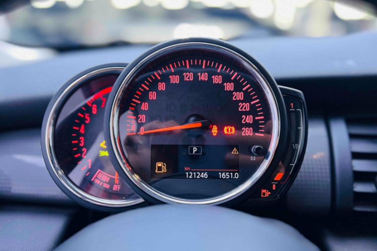 Used MINI MINI 2016 1.5T COOPER Avant-Garde