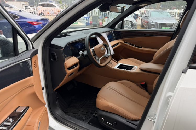 Used Geely Galaxy L7 2025 EM-i 115km Exploration+ Edition