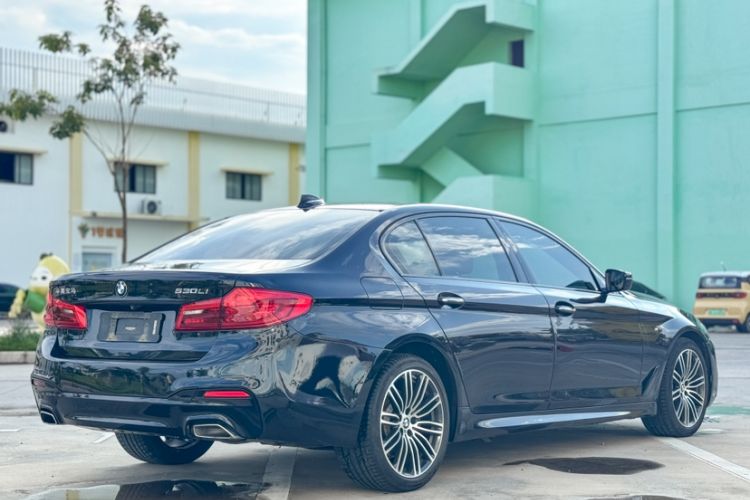 Used BMW 5 Series 2018 530Li Leading Model M Sport Package
