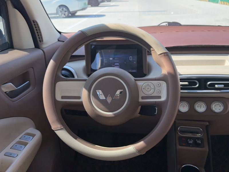 Used Wuling Hongguang MINIEV 2025 Four-Door Version Advanced Edition — 10