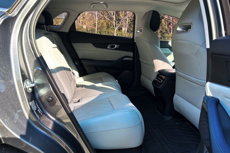 Used Changan UNI-K iDD 2022 Blue Whale iDD 130km 1.5T Excellence Model