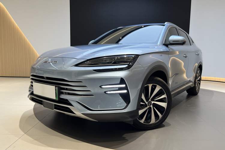 Used BYD Song PLUS New Energy 2024 HONOR Edition DM-i 110km Flagship PLUS
