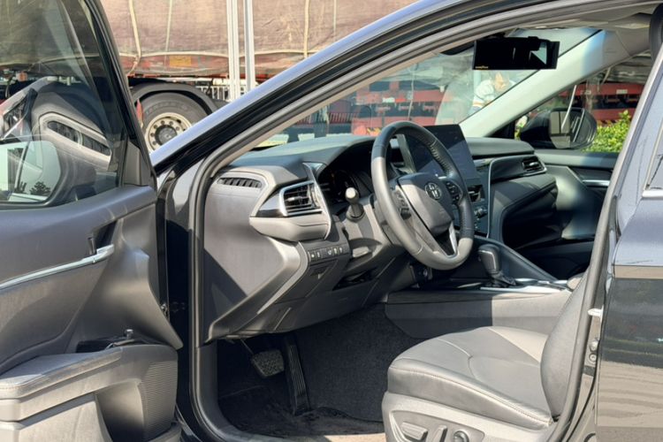 Used Toyota Camry 2023 2.5G Luxury Edition