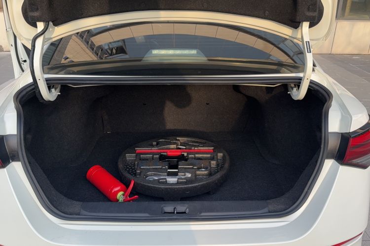 Used Nissan Sylphy 2022 1.6L XL CVT Enjoyment Edition Trunk