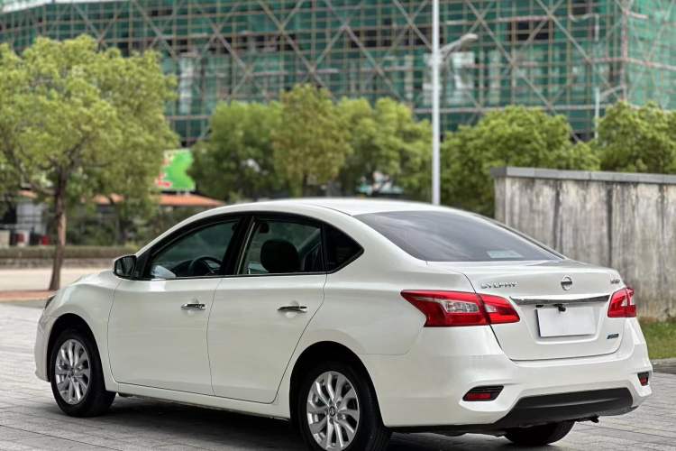 Used Nissan Sylphy 2018 1.6XV CVT Deluxe Edition Exterior 3