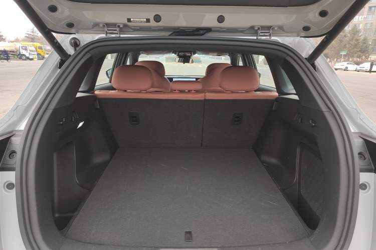 Used Changan CS75 PLUS 2025 4th Generation 1.5T New Blue Whale Smart Flagship Version
