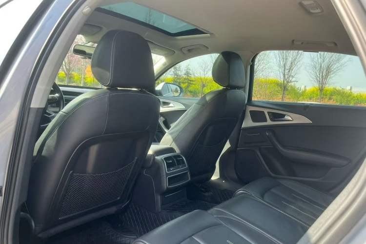 Used Audi A6L 2018 30th Anniversary Edition 35 TFSI Fashion Model
