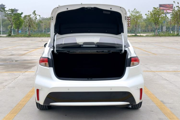 Used Toyota Levin 2019 185T CVT Sport Edition China VI Standard Trunk