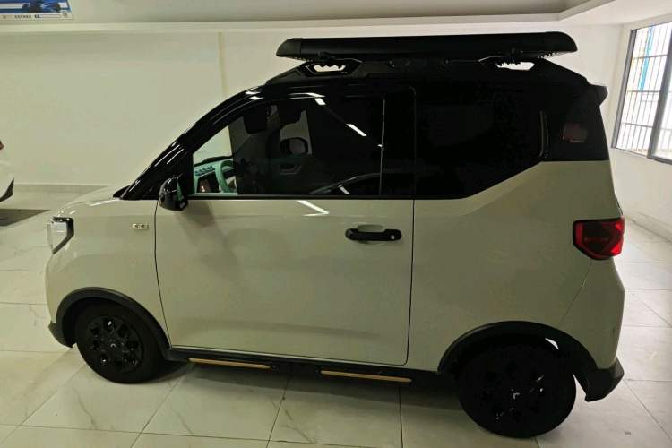 Used Wuling Hongguang MINIEV 2022 GAMEBOY 300km Enthusiast Model with Lithium Iron Phosphate