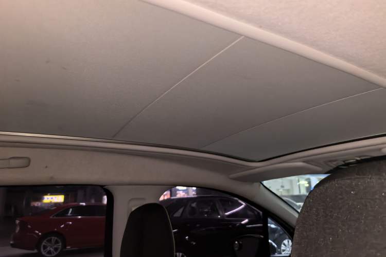 Used Peugeot 2008 2014 1.6L Automatic Fashion Edition