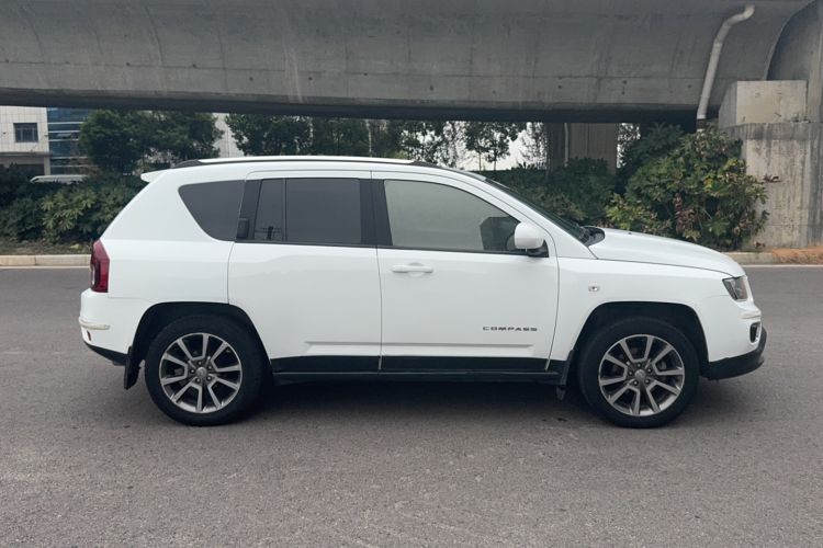 Used Jeep Compass 2014 Revised Version 2.0L Two-Wheel Drive Elite Edition