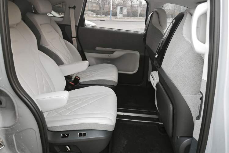 Used ARCFOX Kaola 2023 Parent-Child Edition
