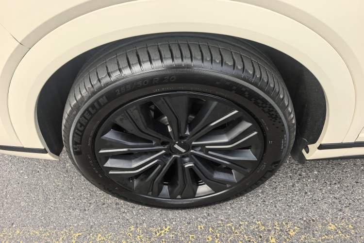 Used Wey Lanshan 2023 Four-Wheel Drive Ultra-Long Range Version
