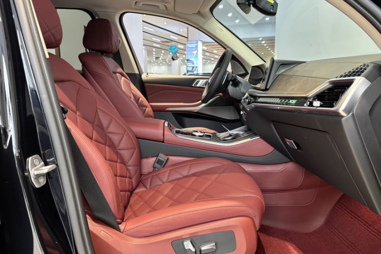 Used BMW X5 2023 xDrive 30Li Luxury M Sport Night Edition Package