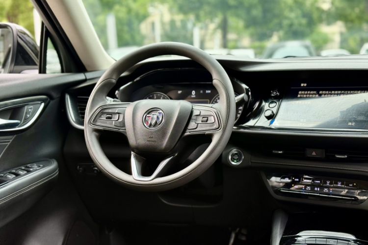 Used Buick Envision 2020 Onix S 652T Two-Wheel Drive Elite Model
