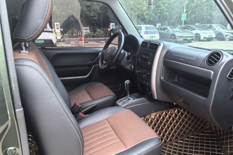 Used Suzuki Jimny 2015 1.3 AT JLX
