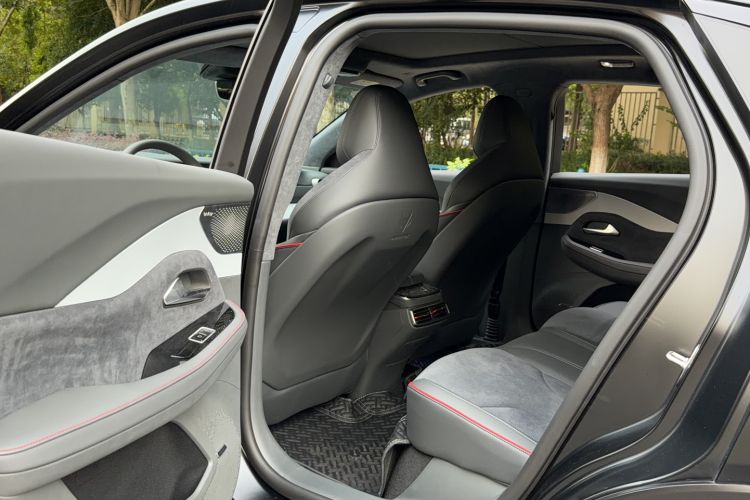 Used ARCFOX Alpha S 2023 Pioneer Edition
